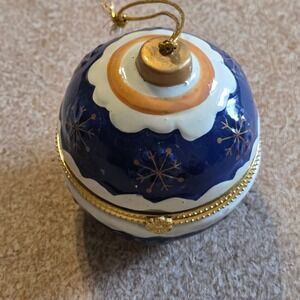 Unbranded Snowflake Trinket Box Ornament Blue White Gold Good‎ Hinged Ceramic
